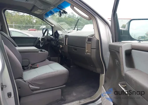 2004 Nissan Titan Se z USA, uszkodzony, nr VIN 1N6AA07B64N559311